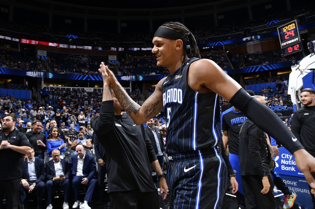 队记:今年NBA杯是魔术赢得队史首个全联盟范围内的奖杯的机会